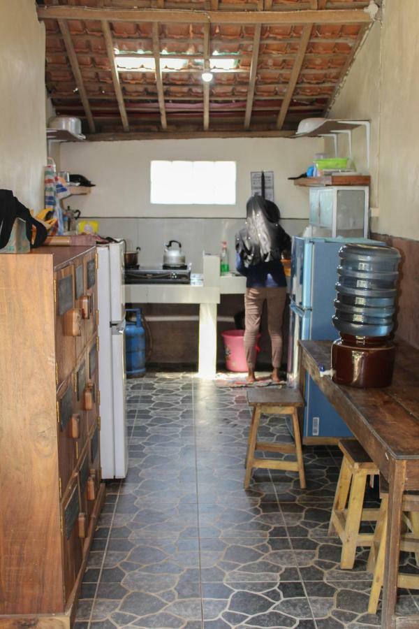 Harrys Oceanhouse 2 Pacitan Daire Dış mekan fotoğraf