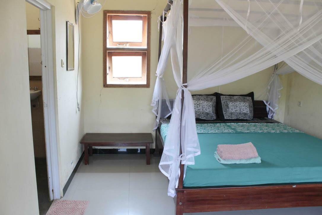 Harrys Oceanhouse 2 Pacitan Daire Dış mekan fotoğraf