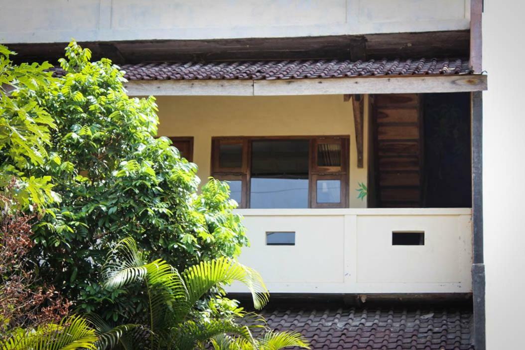 Harrys Oceanhouse 2 Pacitan Daire Dış mekan fotoğraf