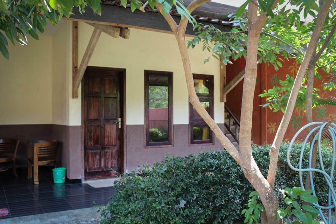 Harrys Oceanhouse 2 Pacitan Daire Dış mekan fotoğraf